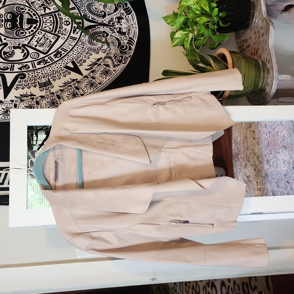 Blush jacket🎀